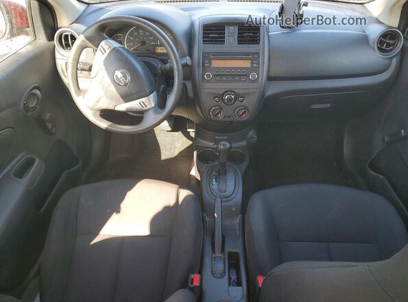 3N1CN7AP3HL854050 2017 NISSAN VERSA Red Widok deski rozdzielczej