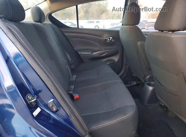 3N1CN7AP3JL840381 2018 NISSAN VERSA Blue Vista de los asientos traseros