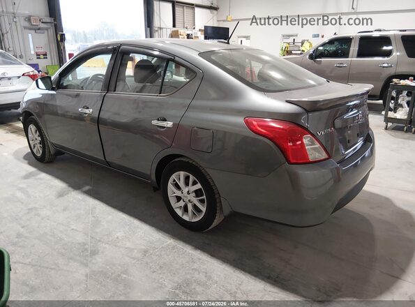 3N1CN7AP4JL876340 2018 NISSAN VERSA Silver Задня ліва чверть