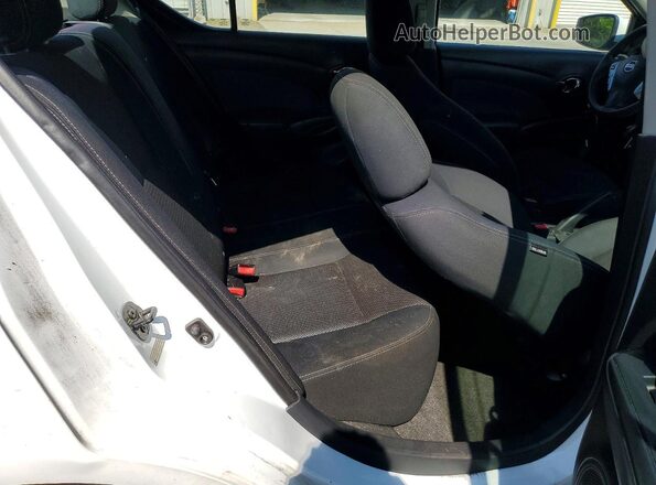 3N1CN7AP5GL905255 2016 NISSAN VERSA Белый Вид задних сидений