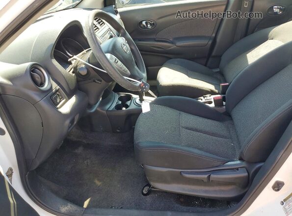 3N1CN7AP5GL905255 2016 NISSAN VERSA Белый Вид салона спереди