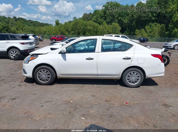 3N1CN7AP5JL863872 2018 NISSAN VERSA White უკანა სალონის ხედი