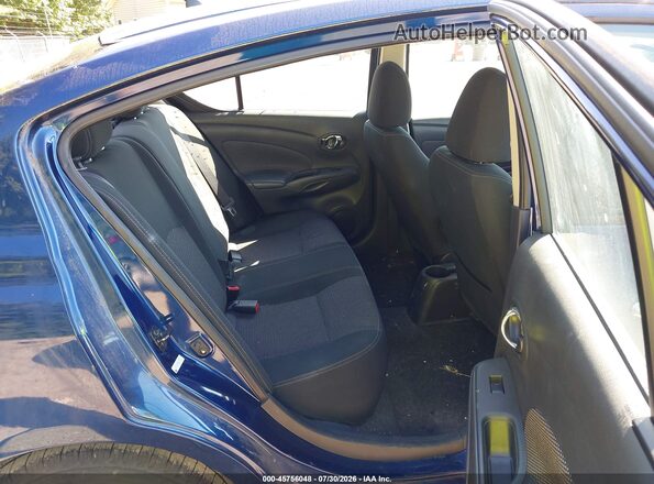 3N1CN7AP5JL877223 2018 NISSAN VERSA Blue Widok naklejki z numerem VIN