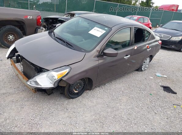 3N1CN7AP5KL820392 2019 NISSAN VERSA Gray წინა მარცხენა ხედი სამი მეოთხედიდან