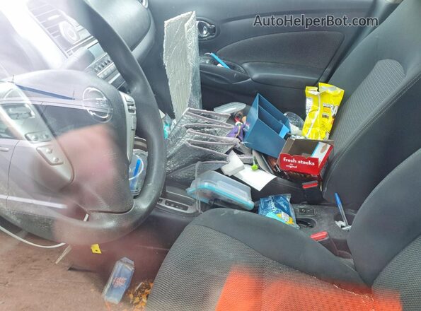3N1CN7AP6GL851013 2016 NISSAN VERSA Blue Widok deski rozdzielczej