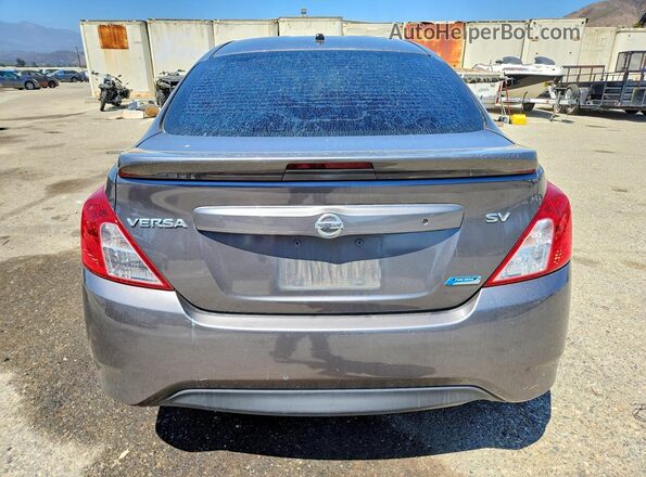3N1CN7AP6GL875716 2016 NISSAN VERSA Gray Հետևի տեսք