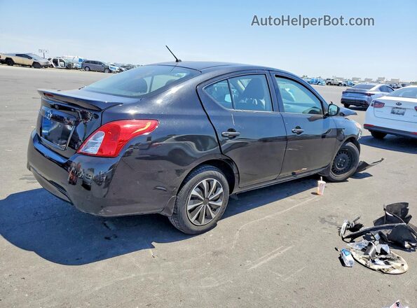 3N1CN7AP6JL822375 2018 NISSAN VERSA Black Հետևի աջ