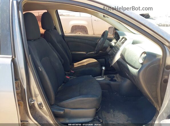 3N1CN7AP7GL802323 2016 NISSAN VERSA Серый Вид салона спереди