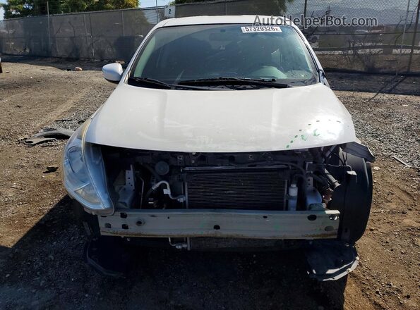 3N1CN7AP7GL833068 2016 NISSAN VERSA White Widok z przodu