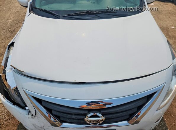 3N1CN7AP7GL909484 2016 NISSAN VERSA White Vista interior trasera