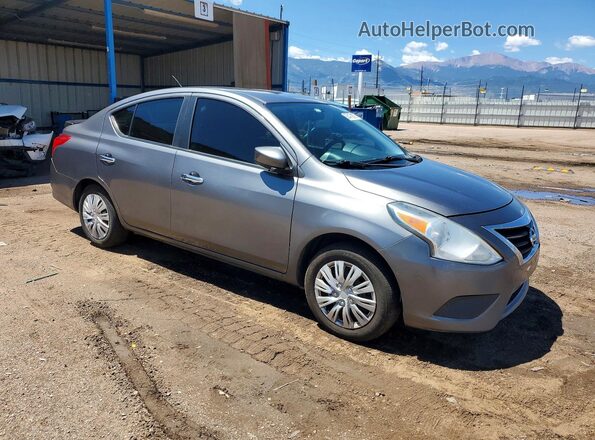 3N1CN7AP7HL802274 2017 NISSAN VERSA Серый Передняя правая четверть