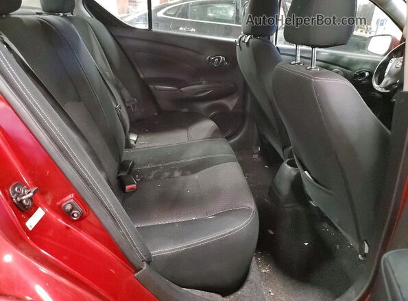 3N1CN7AP7JL859614 2018 NISSAN VERSA Red Вид задніх сидінь