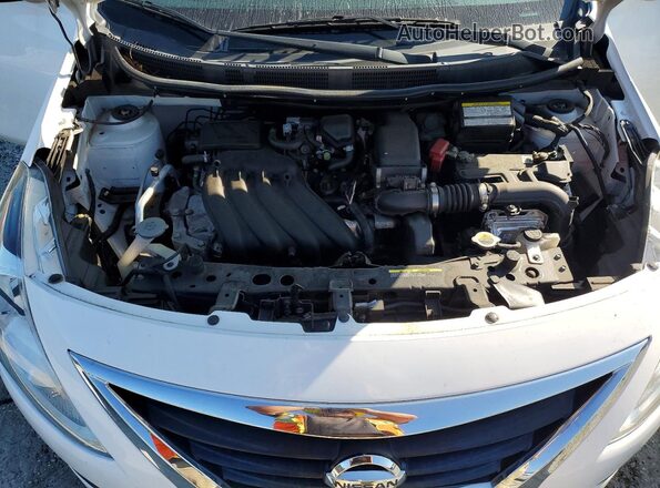 3N1CN7AP7KL866581 2019 NISSAN VERSA White Սալոնի հետևի տեսք