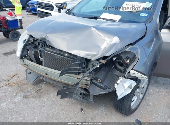 3N1CN7AP8GL829143 2016 NISSAN VERSA Gold Widok z przodu