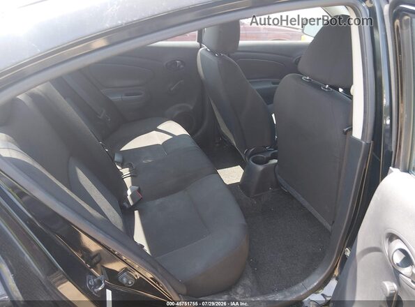 3N1CN7AP8JL856379 2018 NISSAN VERSA Black Vista de la etiqueta del VIN