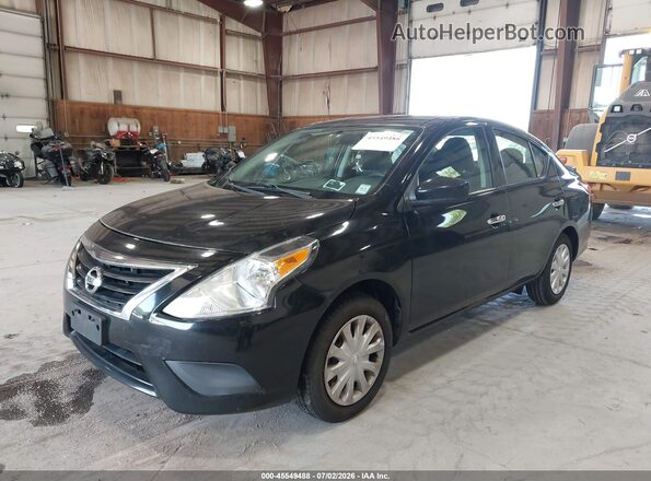 3N1CN7AP8KL813713 2019 NISSAN VERSA Черный Передняя левая четверть