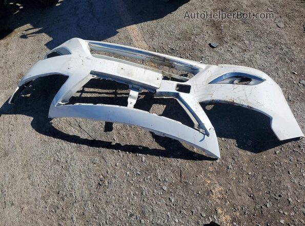 3N1CN7AP9JL877967 2018 NISSAN VERSA White Вид підкапотного простору