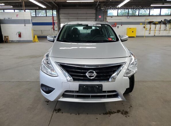 3N1CN7AP9KL832755 2019 NISSAN VERSA Silver 