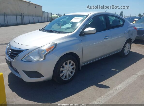 3N1CN7APXGL839379 2016 NISSAN VERSA Silver წინა მარცხენა ხედი სამი მეოთხედიდან