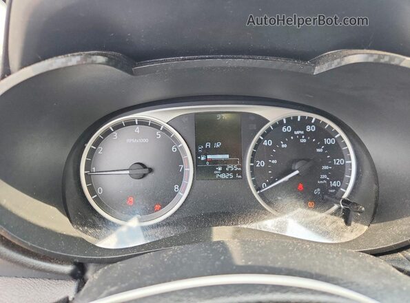 3N1CN8BV5LL801667 2020 NISSAN VERSA Серебряный Вид щитка приборов
