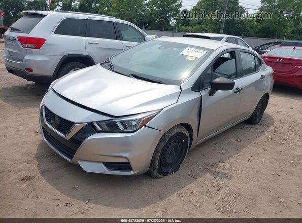 3N1CN8DV0LL918585 2020 NISSAN VERSA Серебряный Передняя левая четверть