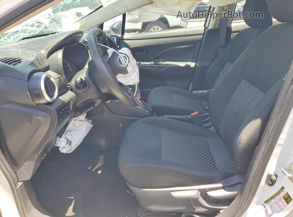 3N1CN8DV7ML810367 2021 NISSAN VERSA White Вид салону спереду