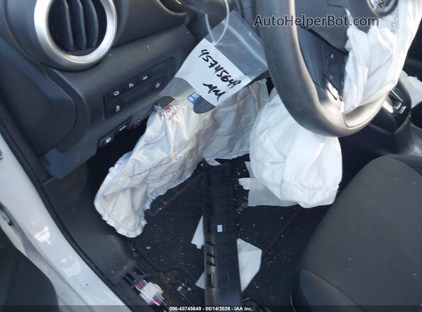 3N1CN8DV7ML923025 2021 NISSAN VERSA Белый 