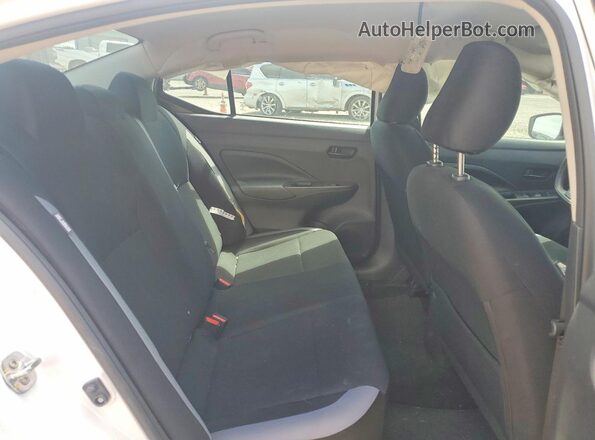 3N1CN8DV7SL882151 2025 NISSAN VERSA White Вид задніх сидінь
