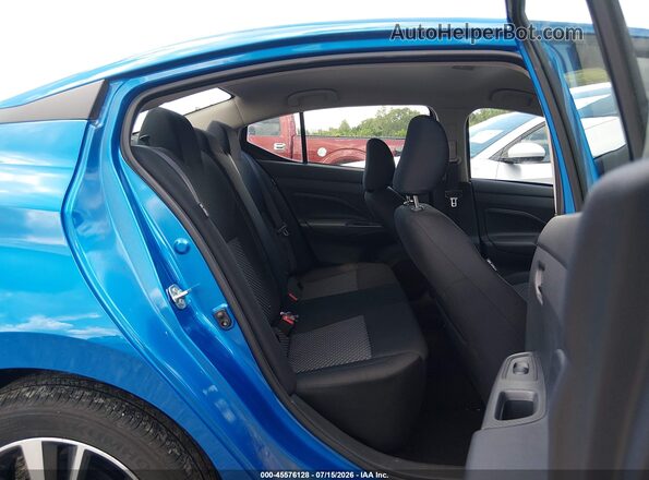 3N1CN8DV8RL917368 2024 NISSAN VERSA Blue Вид наклейки з VIN-кодом