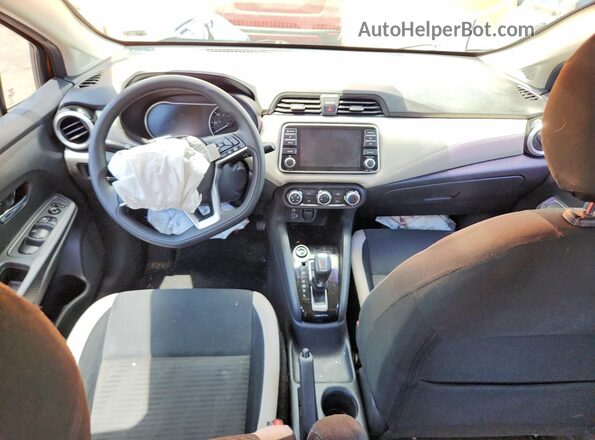 3N1CN8EV0LL810580 2020 NISSAN VERSA Orange Widok deski rozdzielczej