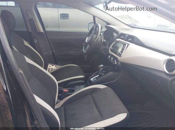 3N1CN8EV0ML830961 2021 NISSAN VERSA Черный Вид салона спереди
