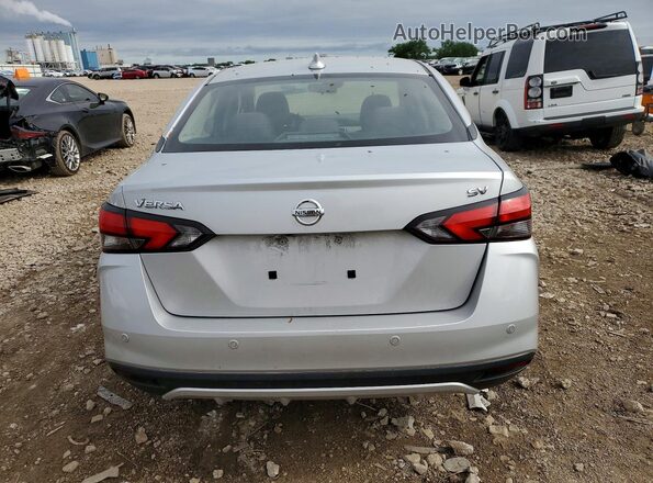 3N1CN8EV0ML835142 2021 NISSAN VERSA Silver Rear view