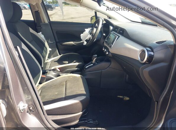 3N1CN8EV0ML868609 2021 NISSAN VERSA Gray Widok wnętrza z przodu