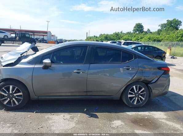 3N1CN8EV0ML868609 2021 NISSAN VERSA Gray 