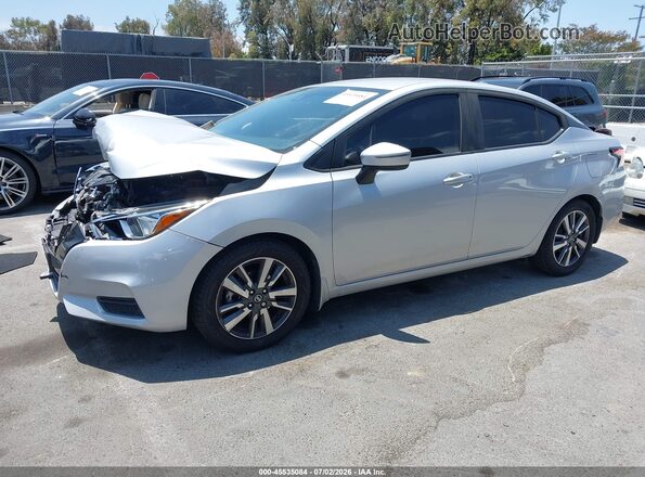 3N1CN8EV0ML920837 2021 NISSAN VERSA Silver Передня ліва чверть