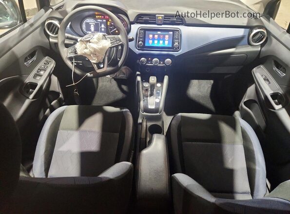 3N1CN8EV0SL866582 2025 NISSAN VERSA Black Widok deski rozdzielczej