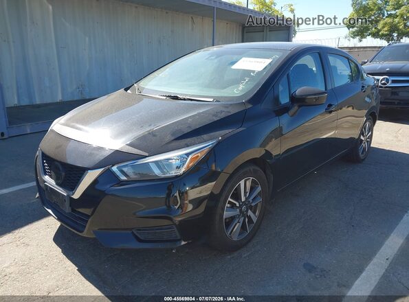 3N1CN8EV2ML833876 2021 NISSAN VERSA Черный Передняя левая четверть