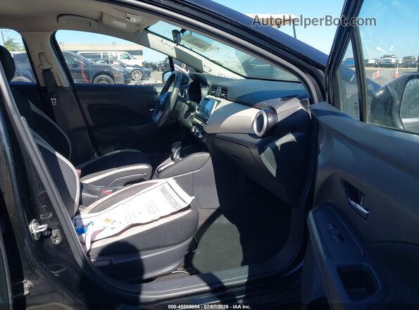3N1CN8EV2ML833876 2021 NISSAN VERSA Черный Вид салона спереди