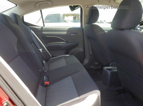 3N1CN8EV2ML849477 2021 NISSAN VERSA Burgundy უკანა სავარძლების ხედი