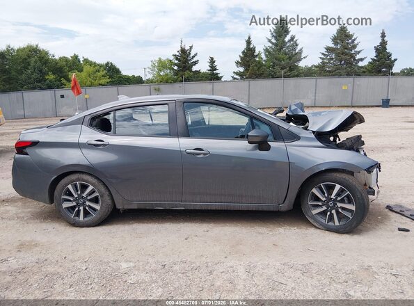 3N1CN8EV2ML869146 2021 NISSAN VERSA Pewter Vista interior de 360 grados