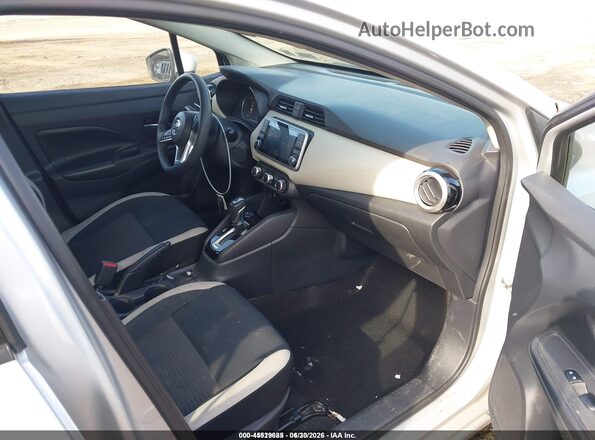 3N1CN8EV3LL856940 2020 NISSAN VERSA Gray Front interior view