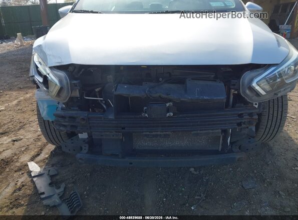 3N1CN8EV3LL856940 2020 NISSAN VERSA Gray Front view