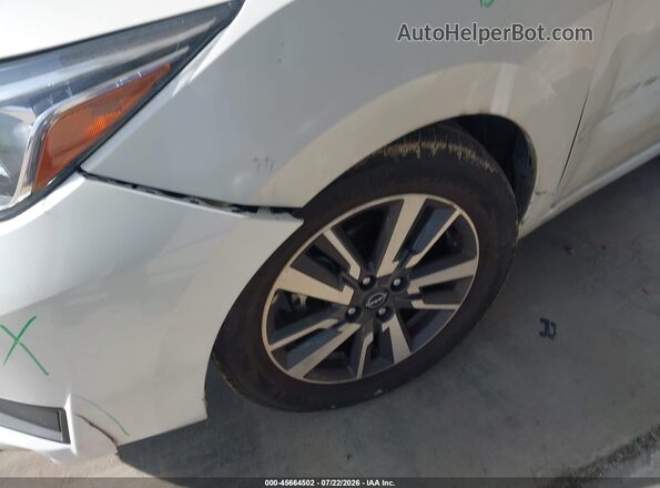 3N1CN8EV3PL837200 2023 NISSAN VERSA White Widok wnętrza 360 stopni