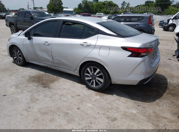 3N1CN8EV3PL862260 2023 NISSAN VERSA Серебряный Задняя левая четверть