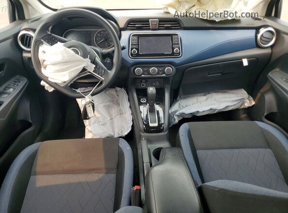 3N1CN8EV3SL844902 2025 NISSAN VERSA Белый Вид панели приборов