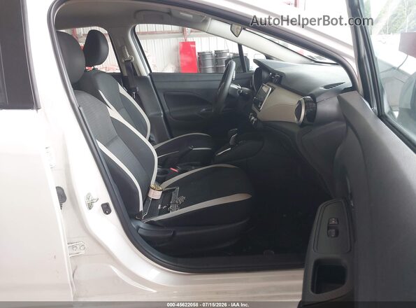 3N1CN8EV4ML877054 2021 NISSAN VERSA White Front interior view