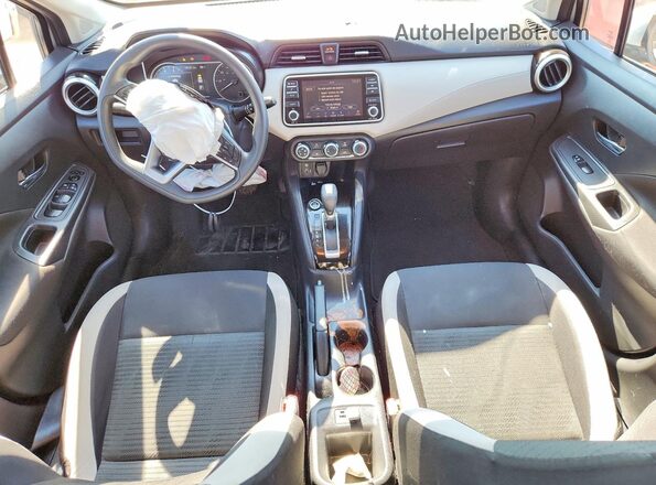 3N1CN8EV4ML879211 2021 NISSAN VERSA Silver Vista del salpicadero
