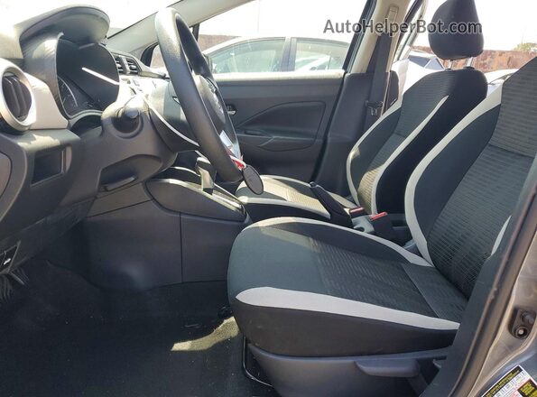 3N1CN8EV6LL806310 2020 NISSAN VERSA Silver Front interior view