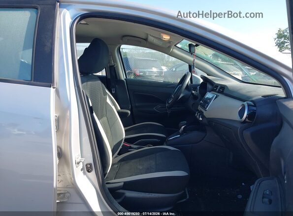 3N1CN8EV6LL807280 2020 NISSAN VERSA Silver Vista interior delantera
