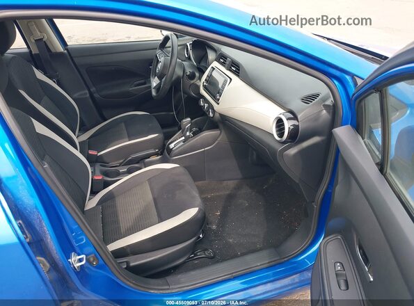3N1CN8EV6ML829863 2021 NISSAN VERSA Blue Vista interior delantera